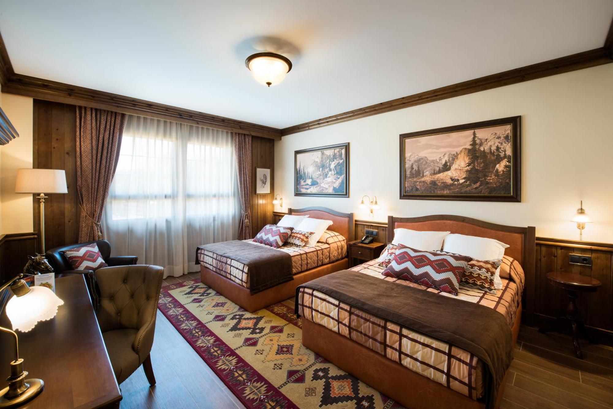 Portaventura Colorado Creek - Includes Unlimited Access To Portaventura Park & 1 Access To Ferrari Land Hotel Salou